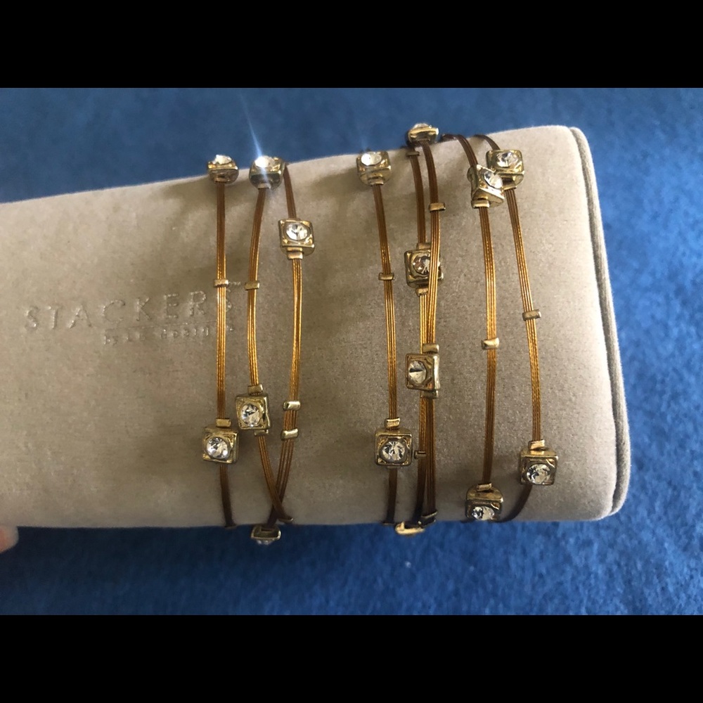 Set of 8 gold and rhinestone bangle stacking bracelets - Picture 2 of 9